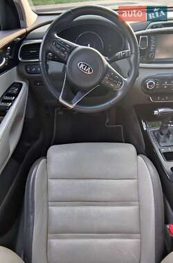 Позашляховик / Кросовер Kia Sorento 2016 в Києві
