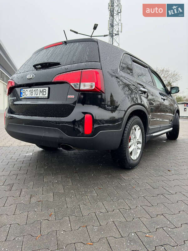 Позашляховик / Кросовер Kia Sorento 2014 в Львові