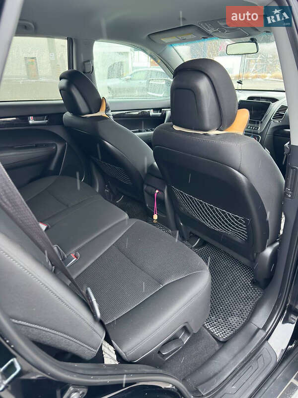 Позашляховик / Кросовер Kia Sorento 2014 в Львові