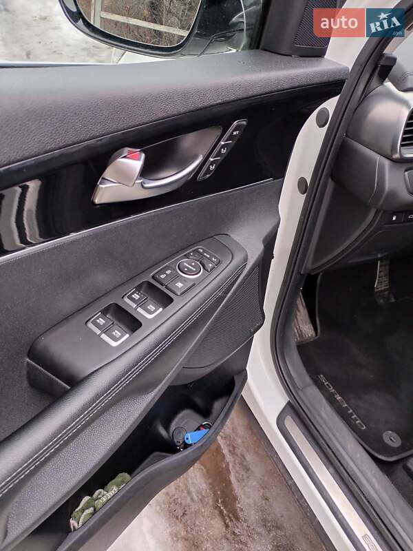 Позашляховик / Кросовер Kia Sorento 2014 в Івано-Франківську фото 9 Позашляховик / Кросовер Kia Sorento 2014 в Івано-Франківську