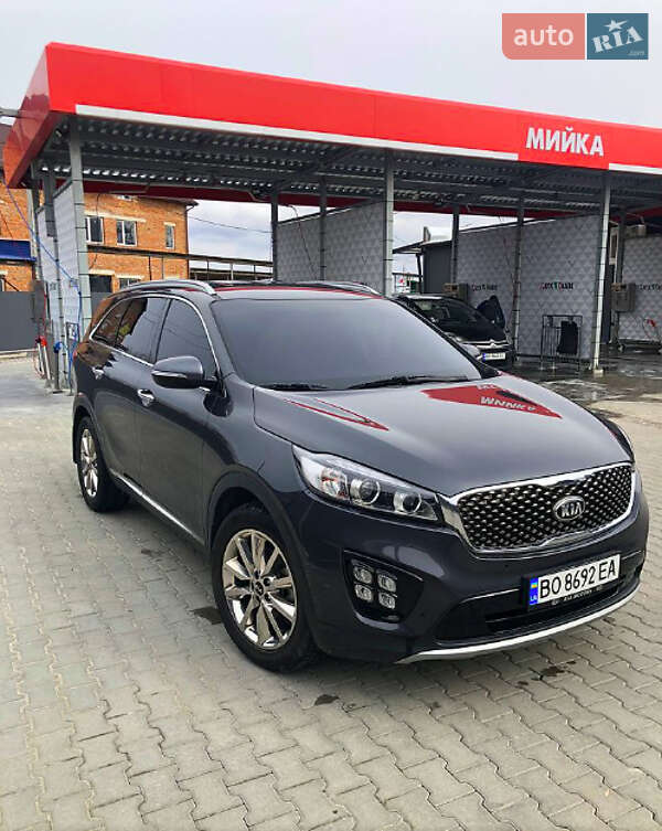 Внедорожник / Кроссовер Kia Sorento 2016 в 
