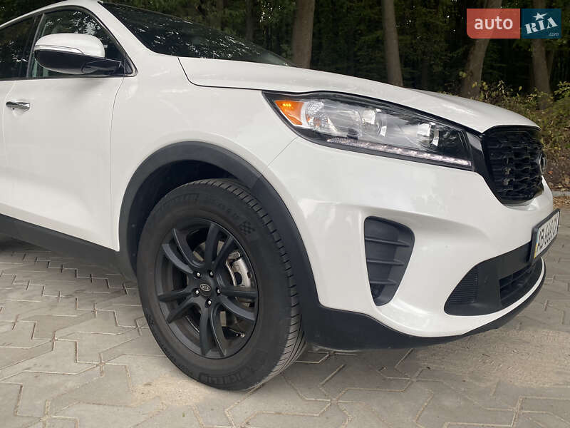 Внедорожник / Кроссовер Kia Sorento 2018 в Тернополе