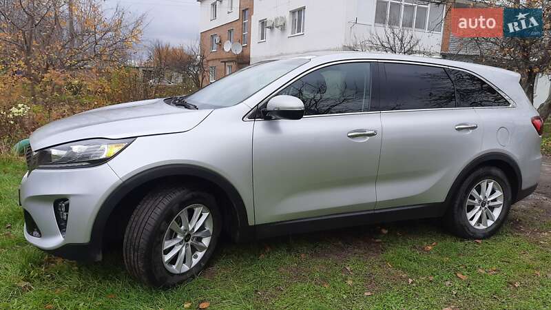 Позашляховик / Кросовер Kia Sorento 2018 в Полтаві фото 7 Позашляховик / Кросовер Kia Sorento 2018 в Полтаві