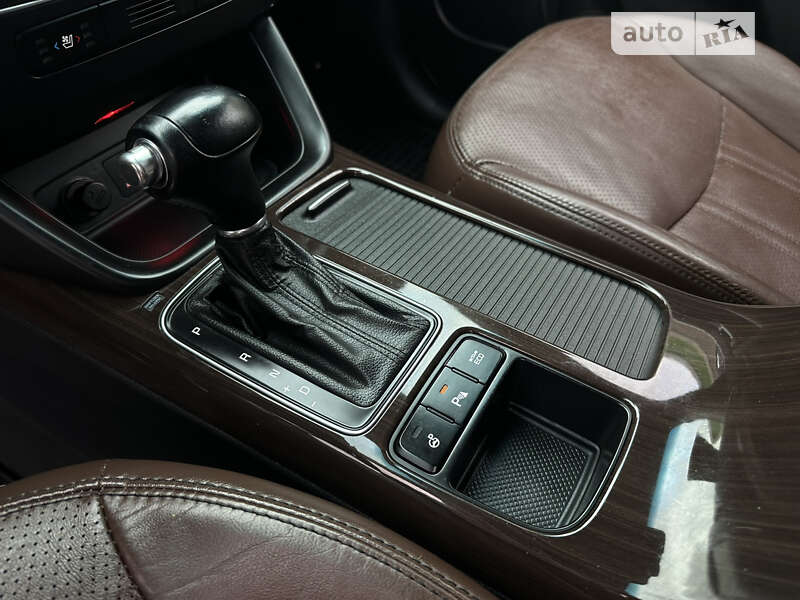 Внедорожник / Кроссовер Kia Sorento 2012 в Трускавце