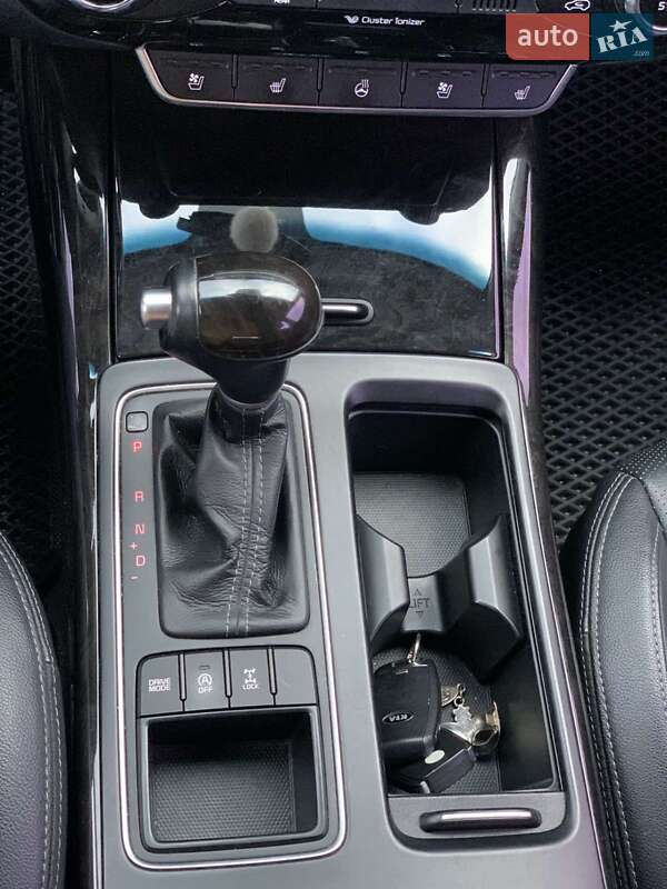 Внедорожник / Кроссовер Kia Sorento 2016 в Бородянке