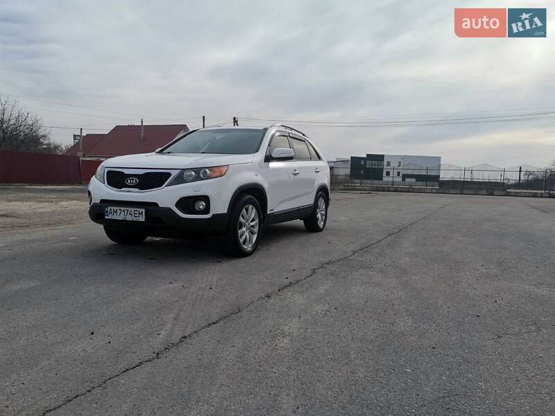 Внедорожник / Кроссовер Kia Sorento 2010 в Житомире