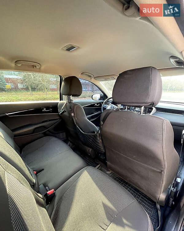 Позашляховик / Кросовер Kia Sorento 2016 в Сокалі