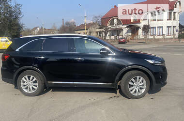 Внедорожник / Кроссовер Kia Sorento 2017 в Ужгороде