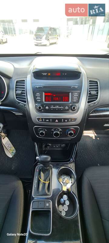 Позашляховик / Кросовер Kia Sorento 2013 в Києві