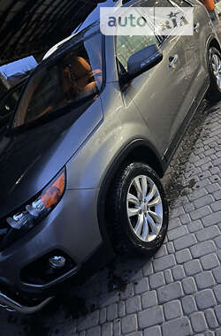 Внедорожник / Кроссовер Kia Sorento 2011 в Черновцах