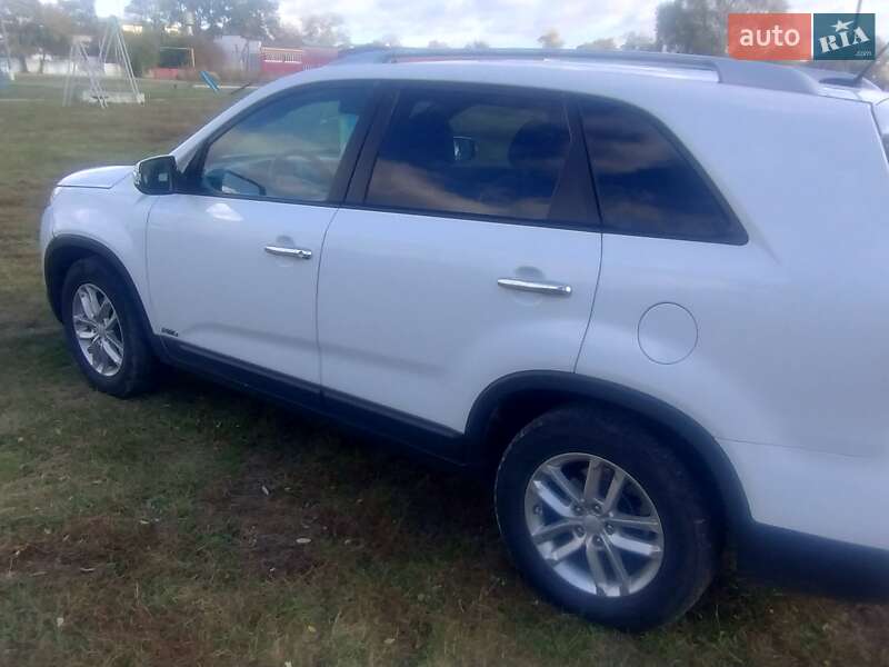 Позашляховик / Кросовер Kia Sorento 2014 в Баришівка