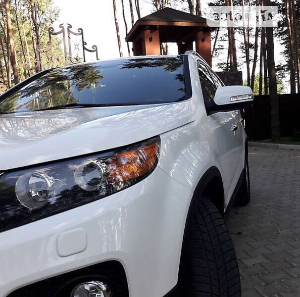 Позашляховик / Кросовер Kia Sorento 2011 в Мукачевому