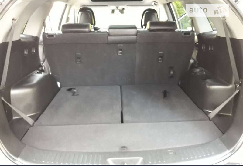 Позашляховик / Кросовер Kia Sorento 2011 в Мукачевому