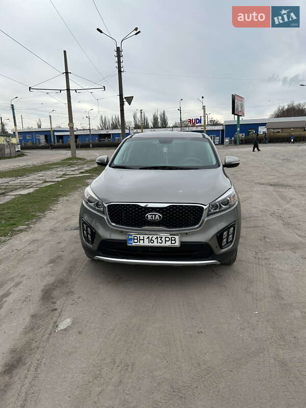 Внедорожник / Кроссовер Kia Sorento 2016 в Каменском фото 2 Внедорожник / Кроссовер Kia Sorento 2016 в Каменском