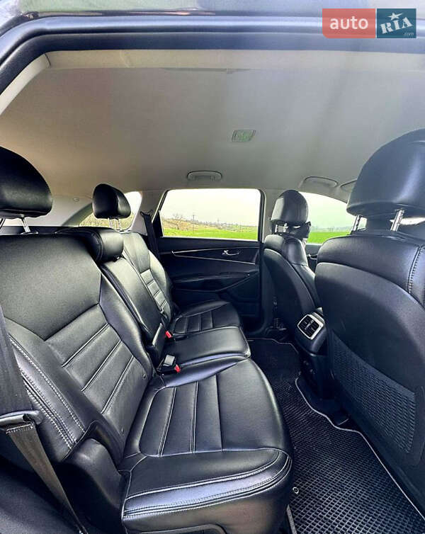 Внедорожник / Кроссовер Kia Sorento 2017 в Львове фото 2 Внедорожник / Кроссовер Kia Sorento 2017 в Львове