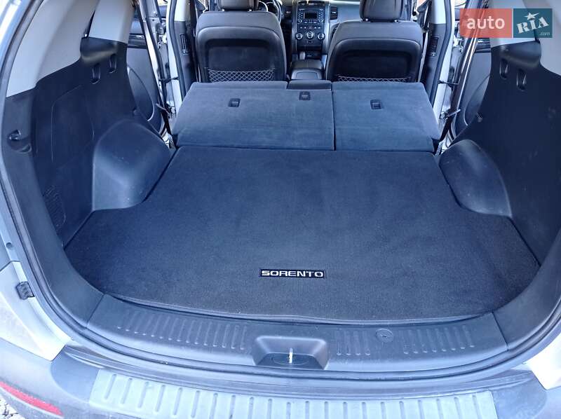 Внедорожник / Кроссовер Kia Sorento 2012 в Дрогобыче