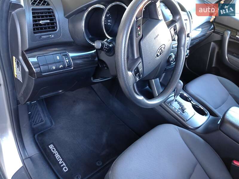 Внедорожник / Кроссовер Kia Sorento 2012 в Дрогобыче