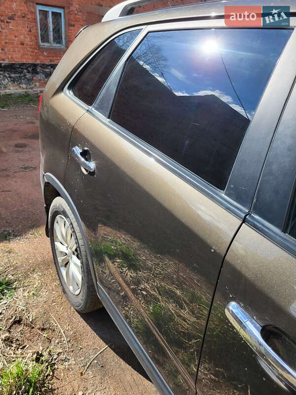 Внедорожник / Кроссовер Kia Sorento 2010 в Коростене фото 15 Внедорожник / Кроссовер Kia Sorento 2010 в Коростене