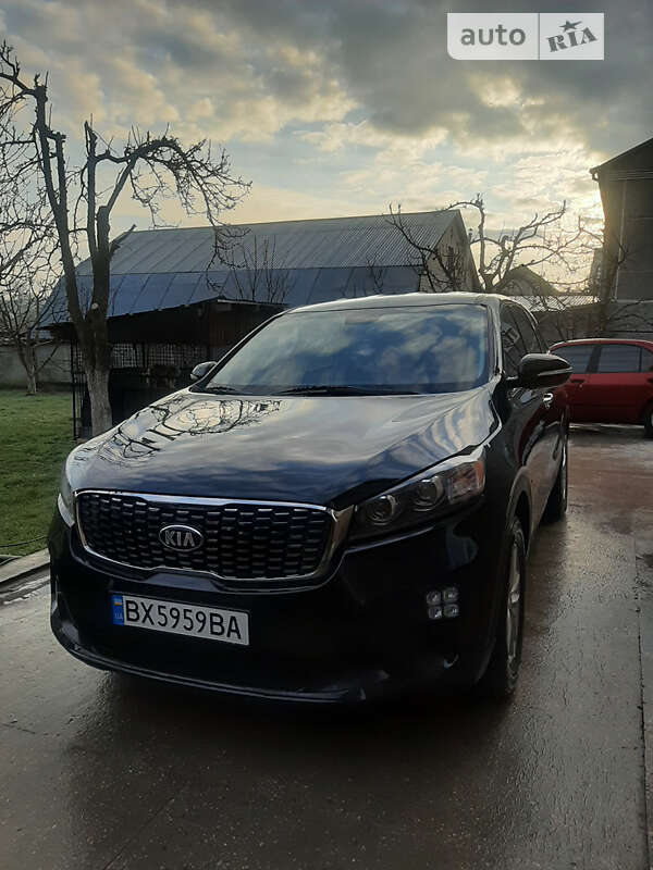 Внедорожник / Кроссовер Kia Sorento 2019 в Хмельницком