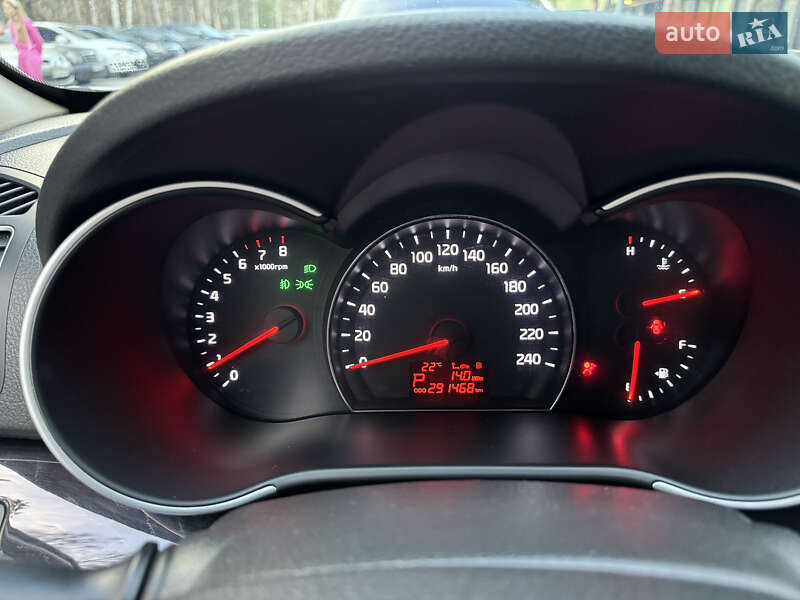 Позашляховик / Кросовер Kia Sorento 2013 в Києві