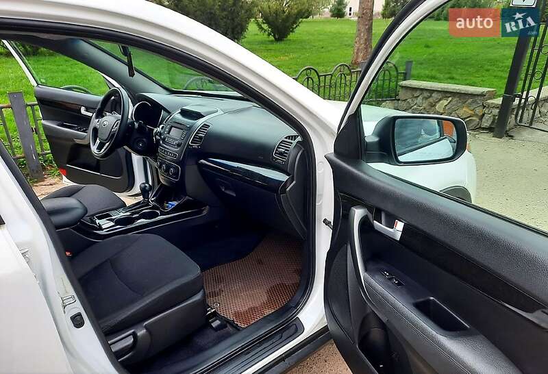 Внедорожник / Кроссовер Kia Sorento 2014 в Сумах