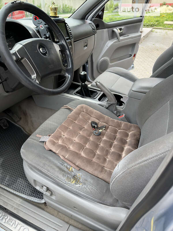 Внедорожник / Кроссовер Kia Sorento 2005 в Кременце