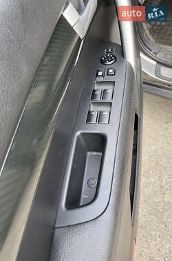 Внедорожник / Кроссовер Kia Sorento 2010 в 