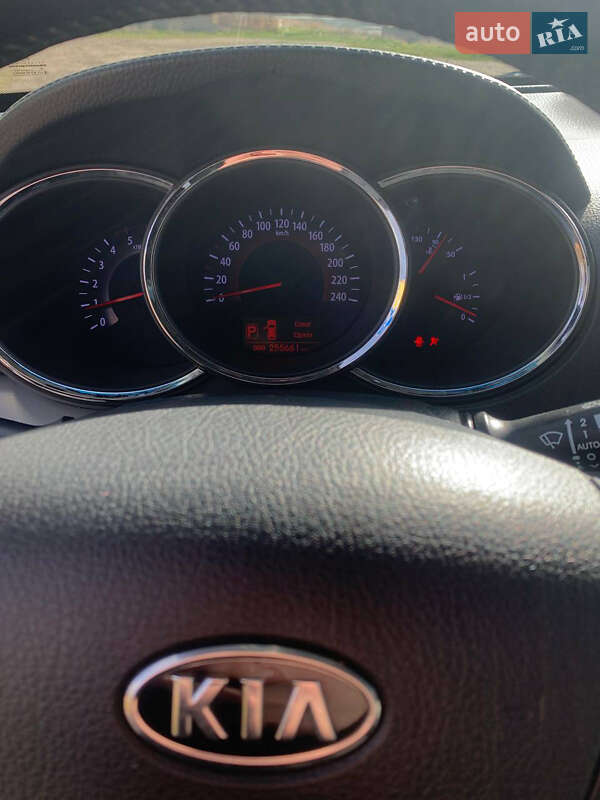 Внедорожник / Кроссовер Kia Sorento 2010 в Ямполе