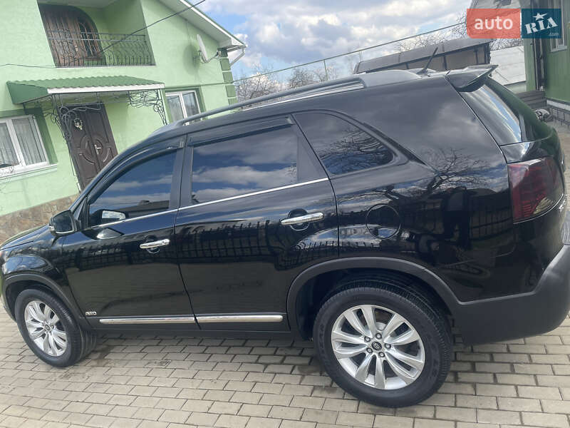 Позашляховик / Кросовер Kia Sorento 2011 в Івано-Франківську