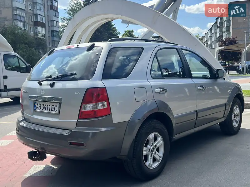 Kia Sorento 2003 VIN KNEJC522535135678 фото оголошення 3 з 61