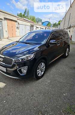 Внедорожник / Кроссовер Kia Sorento 2015 в Софиевской Борщаговке