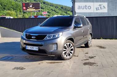 Позашляховик / Кросовер Kia Sorento 2012 в Надвірній