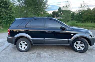 Внедорожник / Кроссовер Kia Sorento 2005 в Глухове