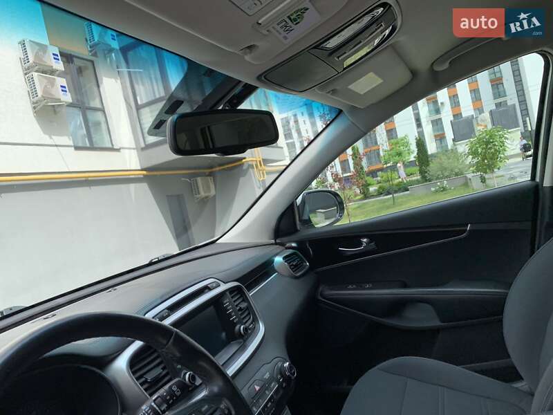 Позашляховик / Кросовер Kia Sorento 2016 в Івано-Франківську фото 18 Позашляховик / Кросовер Kia Sorento 2016 в Івано-Франківську