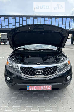 Позашляховик / Кросовер Kia Sorento 2011 в Рівному