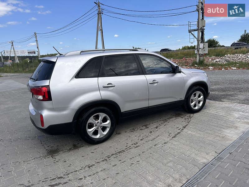 Позашляховик / Кросовер Kia Sorento 2013 в Львові