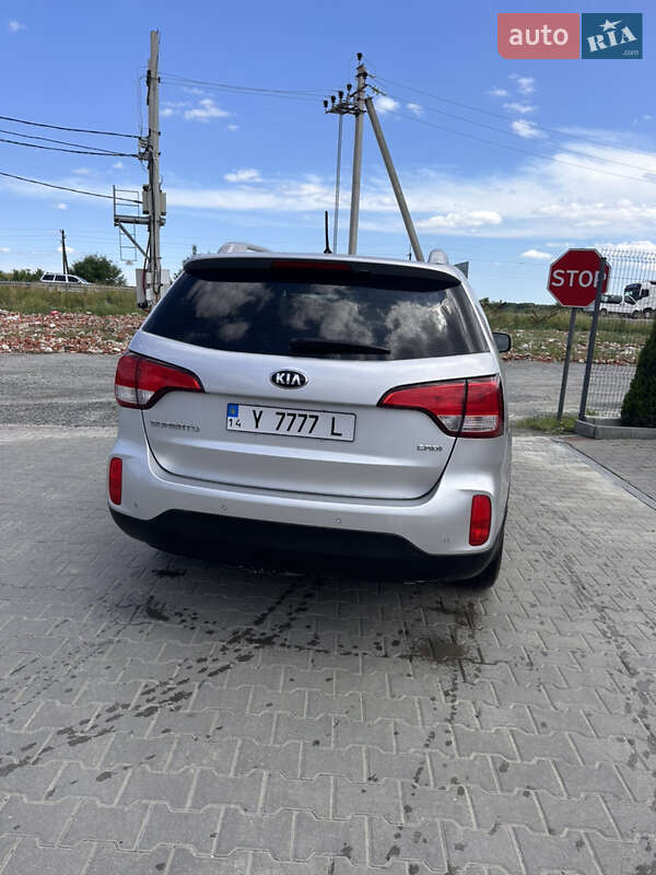Позашляховик / Кросовер Kia Sorento 2013 в Львові