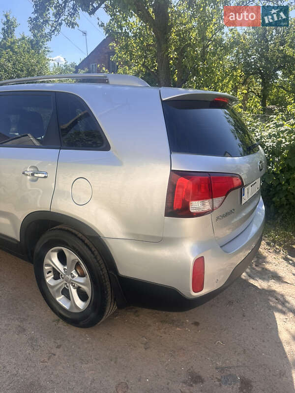 Позашляховик / Кросовер Kia Sorento 2013 в Львові