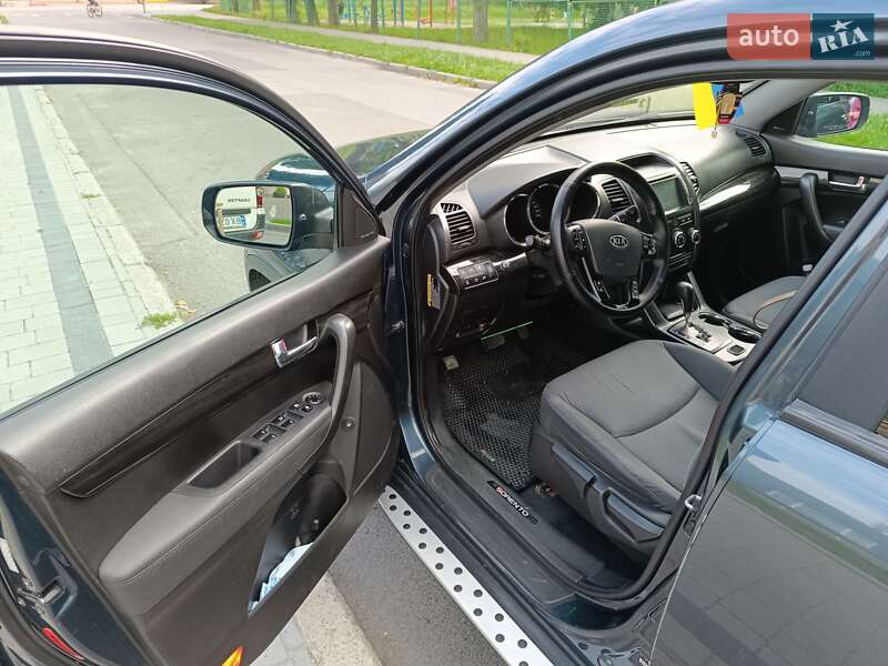 Внедорожник / Кроссовер Kia Sorento 2010 в Хмельницком