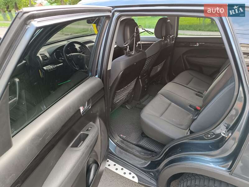 Внедорожник / Кроссовер Kia Sorento 2010 в Хмельницком