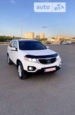 Внедорожник / Кроссовер Kia Sorento 2011 в Киеве