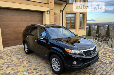 Позашляховик / Кросовер Kia Sorento 2011 в Чернівцях