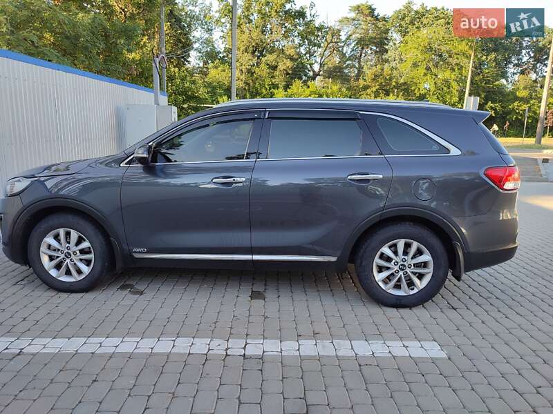 Внедорожник / Кроссовер Kia Sorento 2016 в Гайсине