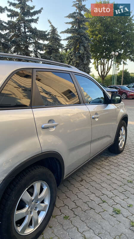Внедорожник / Кроссовер Kia Sorento 2011 в Ивано-Франковске