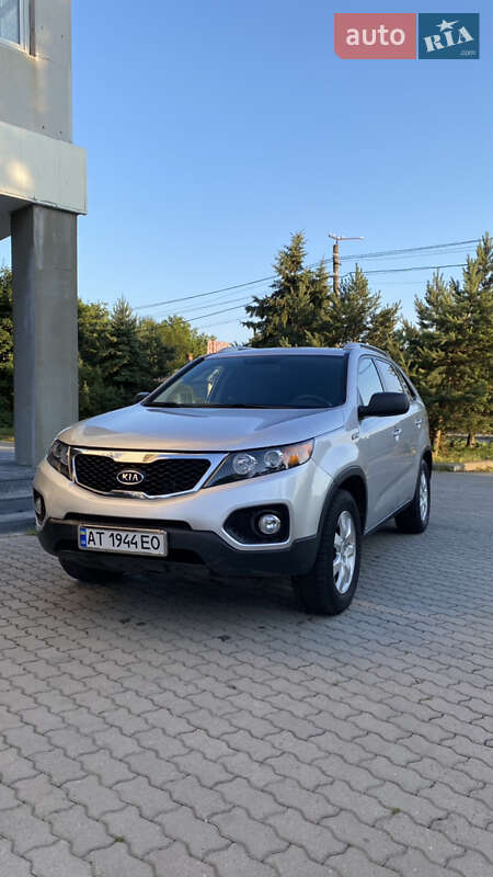 Внедорожник / Кроссовер Kia Sorento 2011 в Ивано-Франковске