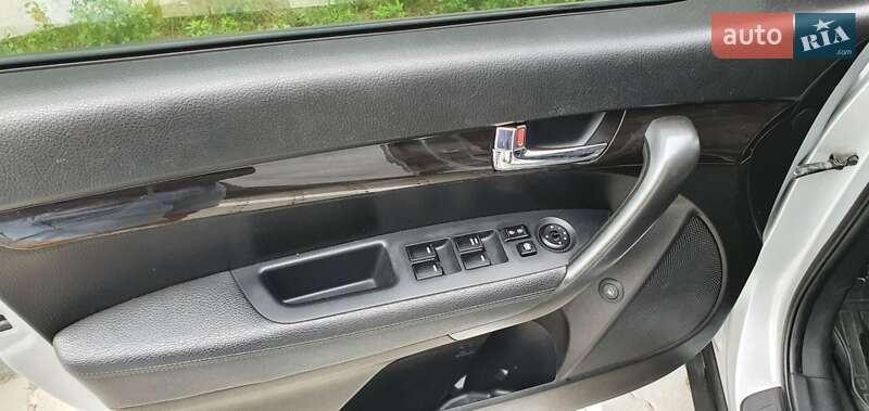 Позашляховик / Кросовер Kia Sorento 2011 в Львові фото 26 Позашляховик / Кросовер Kia Sorento 2011 в Львові