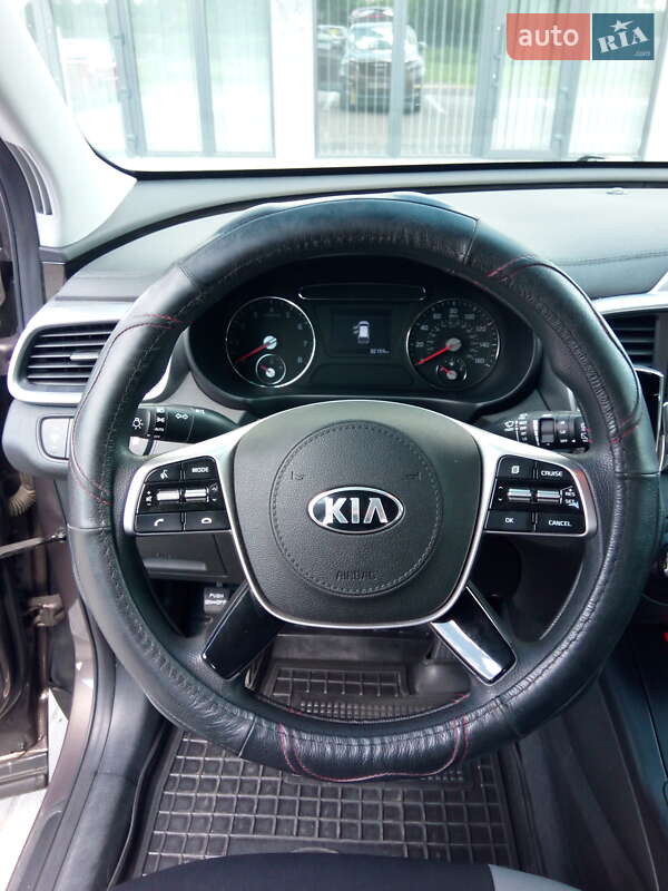 Позашляховик / Кросовер Kia Sorento 2019 в Львові