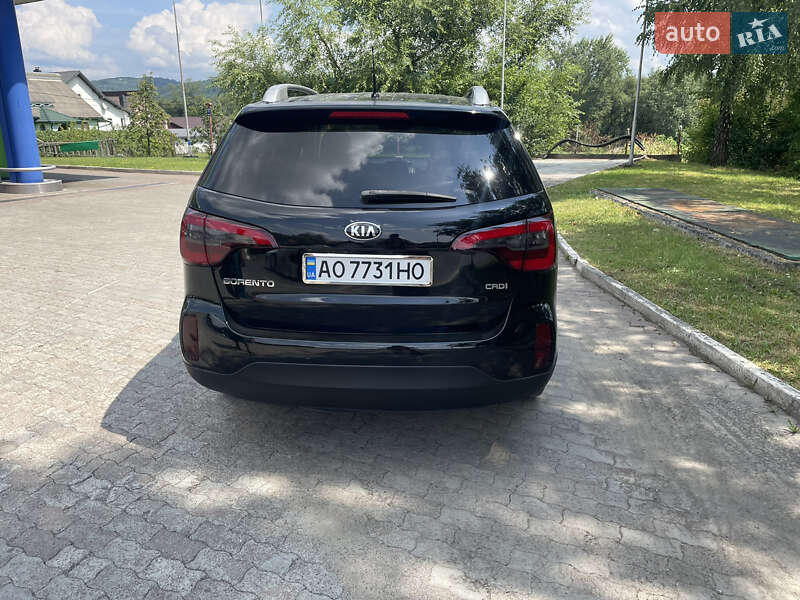 Внедорожник / Кроссовер Kia Sorento 2012 в Тячеве фото 8 Внедорожник / Кроссовер Kia Sorento 2012 в Тячеве