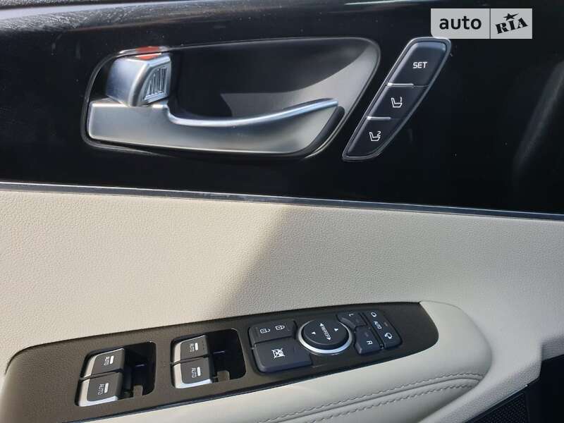 Позашляховик / Кросовер Kia Sorento 2015 в Києві