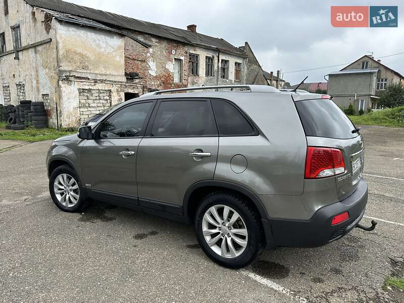 Внедорожник / Кроссовер Kia Sorento 2011 в Львове
